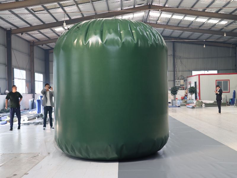 Cylindrical oil bag army green