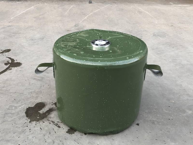 Cylindrical oil bag small military green