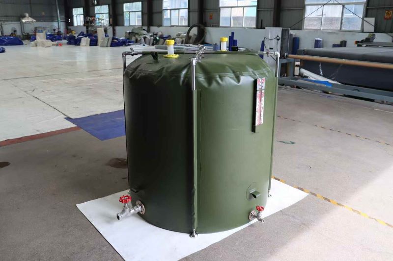 Oil level gauge for oil drum
